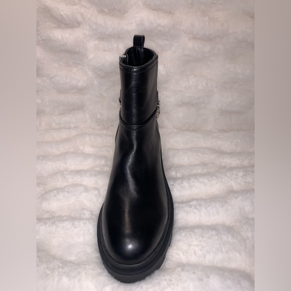 Marc Fisher Waty Bootie Size: 6 1/2 - Picture 2 of 8